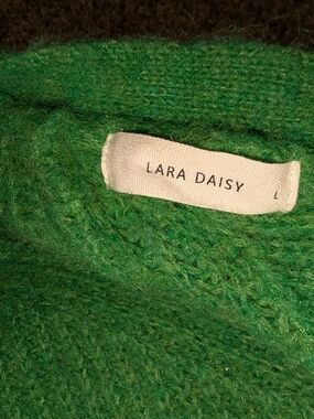 Lara Daisy Green Off-the-Shoulder Sweater